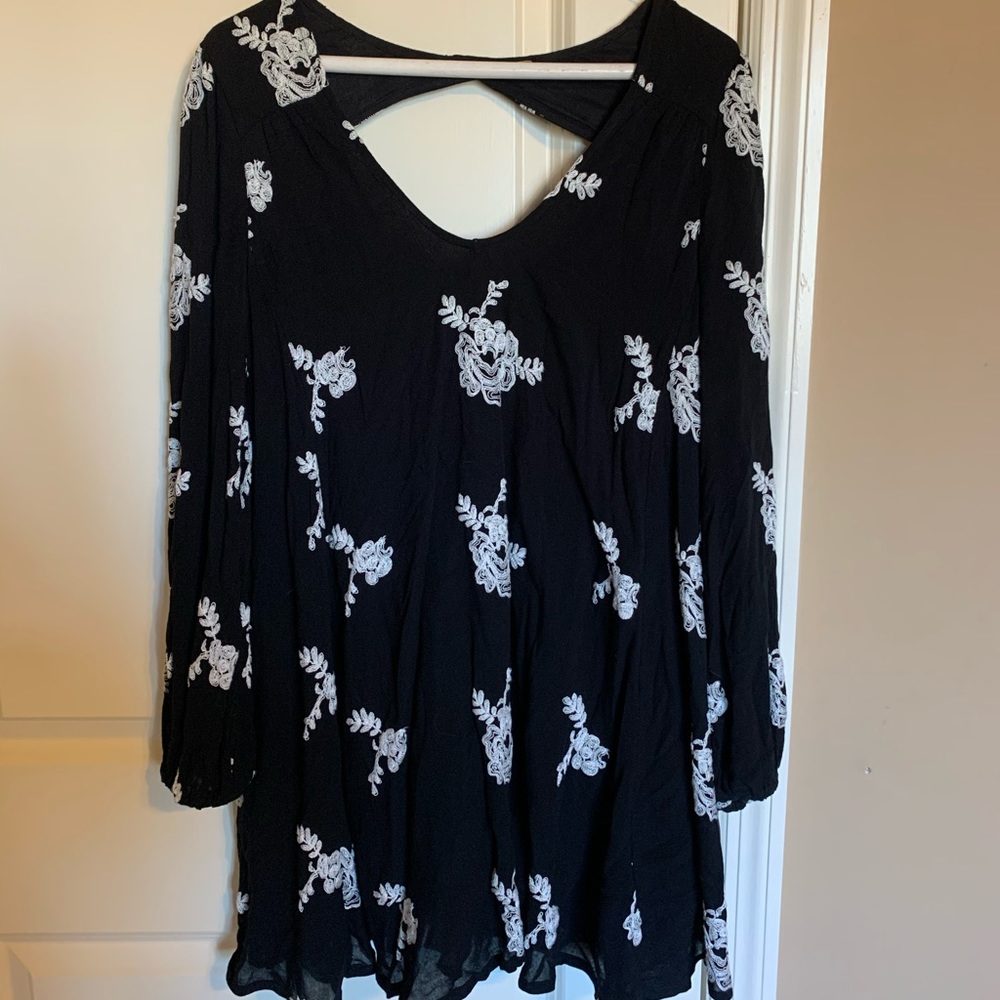 Black and white Free People Tunic
